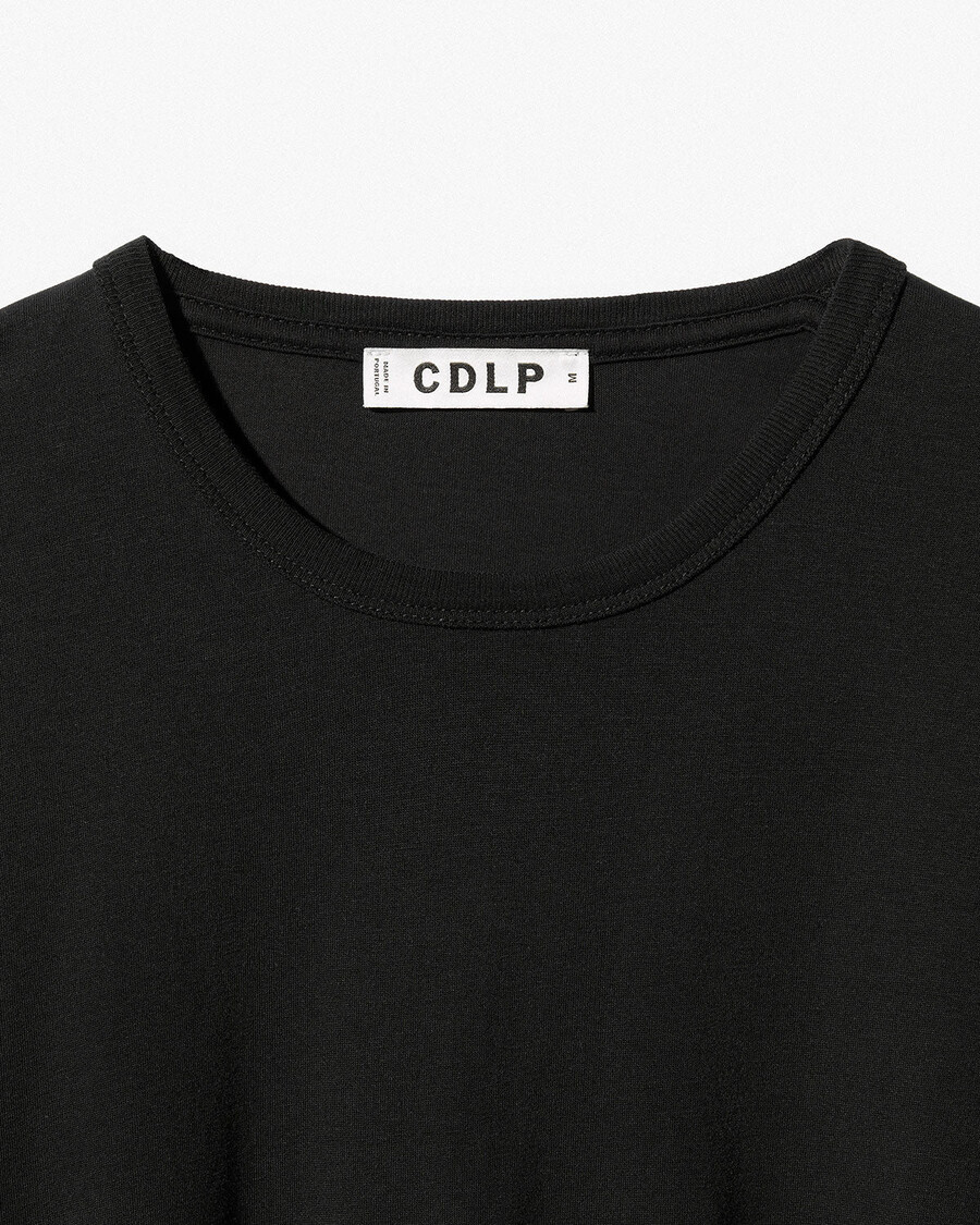 t-shirt leggera da uomo in nero acquista ora — cdlp