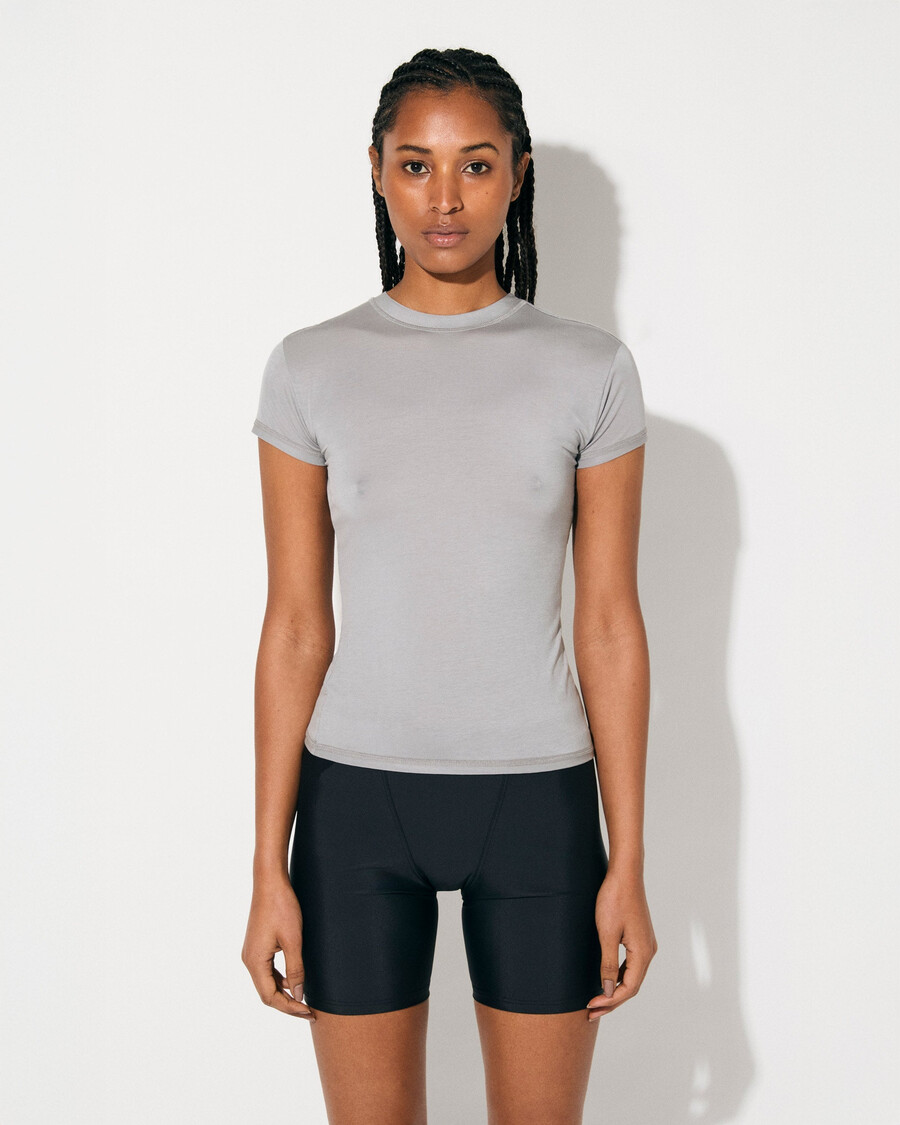 t-shirt leggera da donna in cemento acquista ora — cdlp